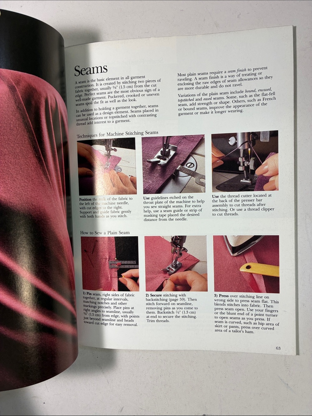 Singer Sewing Essentials Kit Guide - Red - Picture 12 of 13
